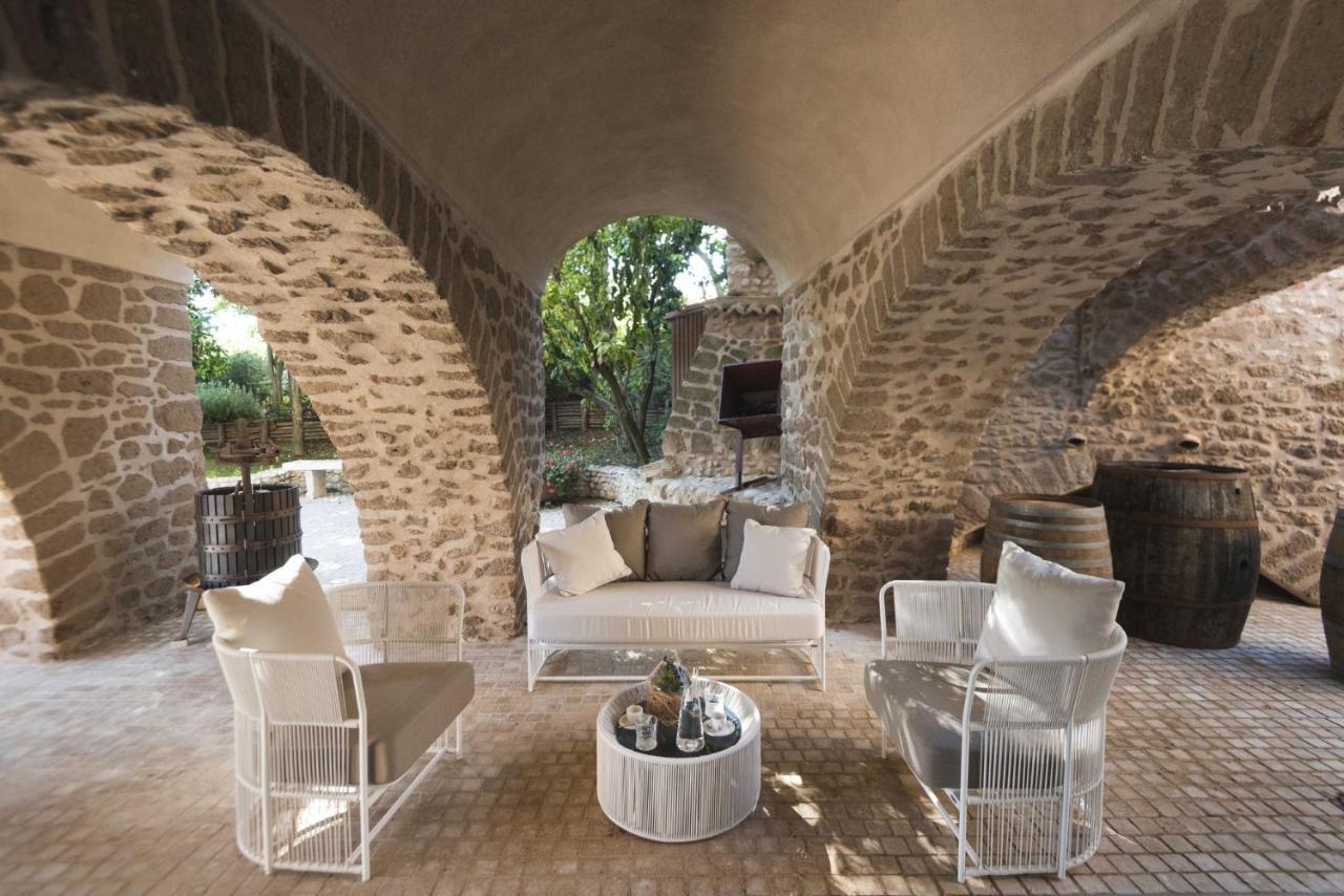 Antico Borgo Molino 7Cento Vicino Ai Giardini Di Ninfa Ξενοδοχείο Cori Εξωτερικό φωτογραφία