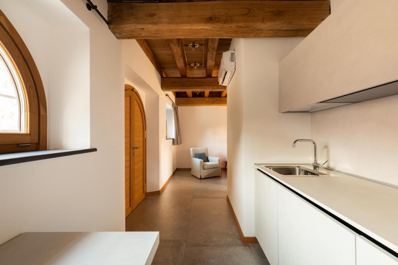 Antico Borgo Molino 7Cento Vicino Ai Giardini Di Ninfa Ξενοδοχείο Cori Εξωτερικό φωτογραφία
