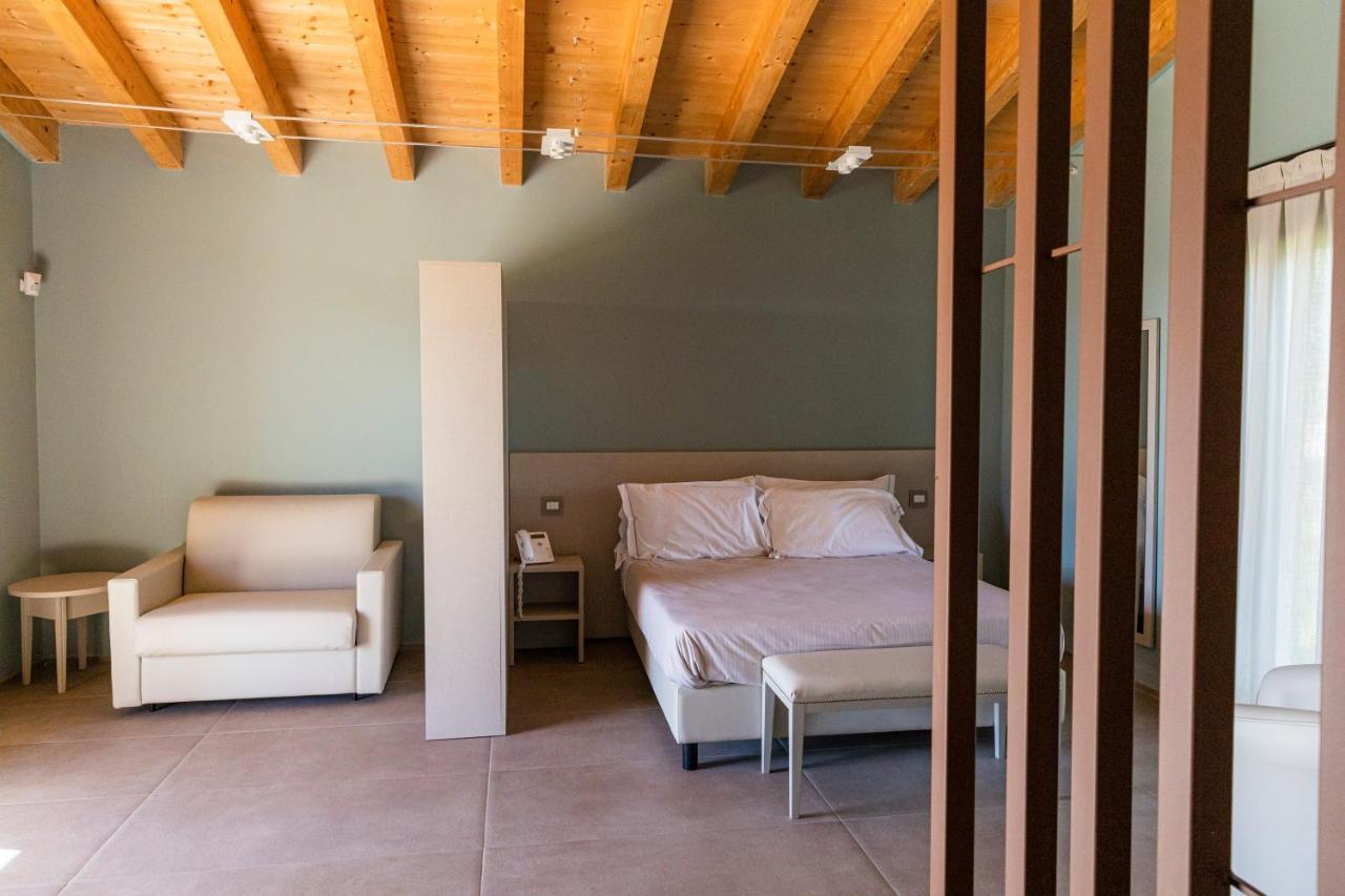 Antico Borgo Molino 7Cento Vicino Ai Giardini Di Ninfa Ξενοδοχείο Cori Εξωτερικό φωτογραφία